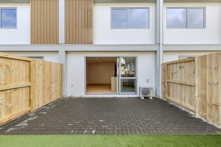 Photo of property in 1/1 Teddy Street, Whitiora, Hamilton, 3200