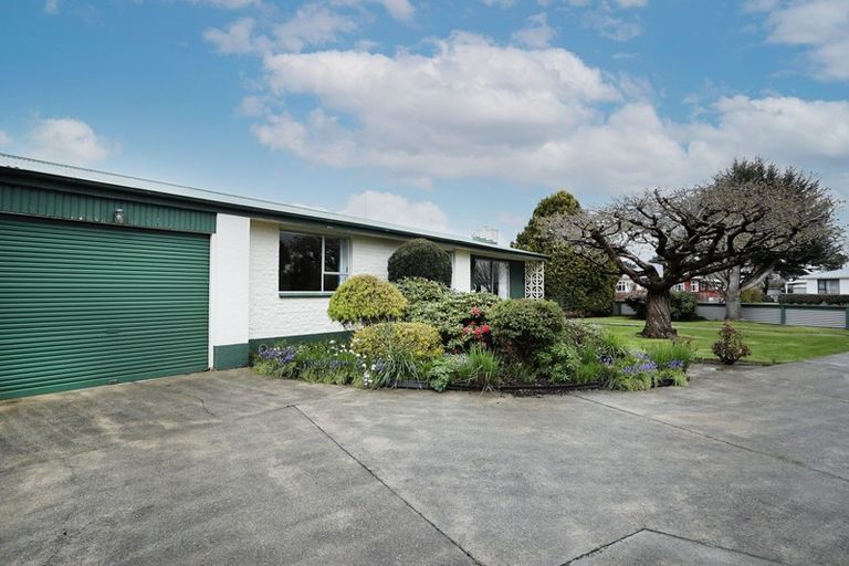 Photo of property in 73 Dunlop Street, Wallacetown, 9816