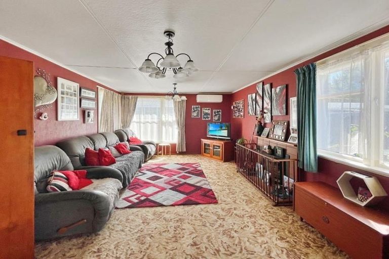 Photo of property in 21 Norrie Street, Bader, Hamilton, 3206