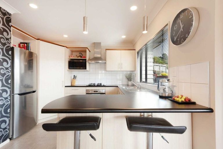 Photo of property in 58 Staithes Drive North, Whitby, Porirua, 5024