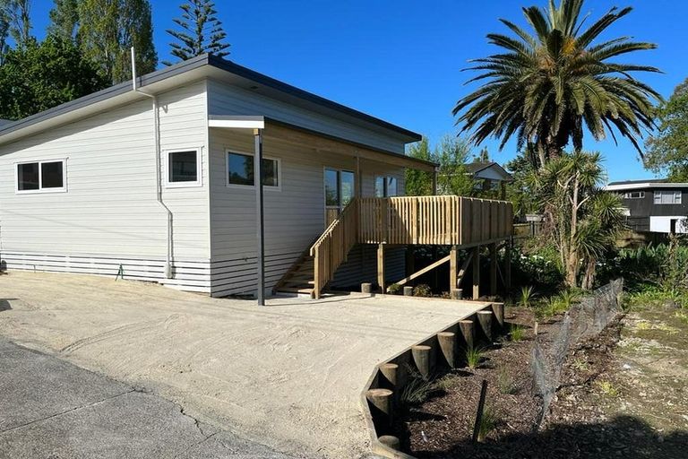 Photo of property in 64 Hillside Road, Papatoetoe, Auckland, 2025