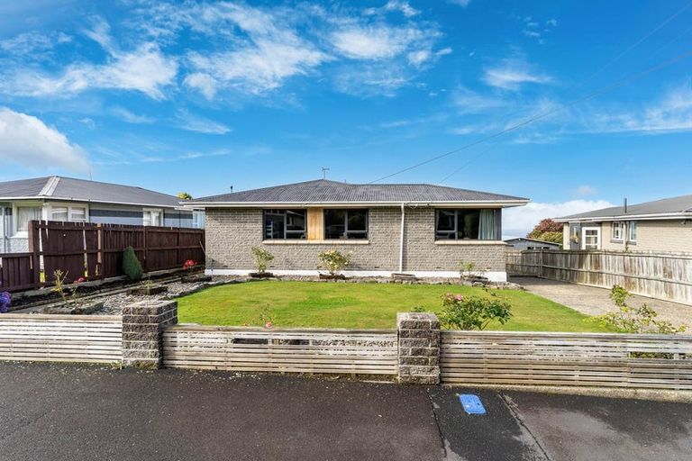 Photo of property in 20 Stephen Street, Halfway Bush, Dunedin, 9010