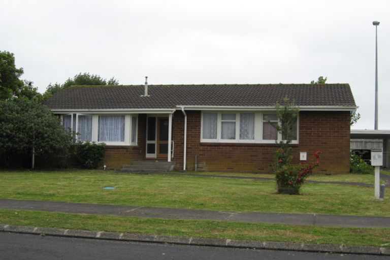 Photo of property in 37 Watchfield Close, Mangere, Auckland, 2022