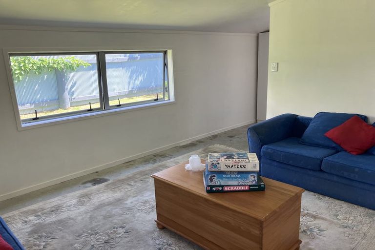 Photo of property in 43 Stratford Drive, Cable Bay, 0420