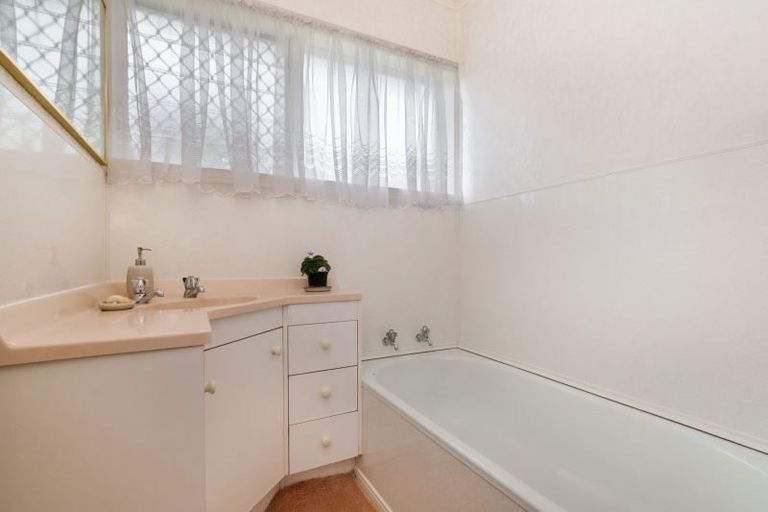 Photo of property in 64 Stonex Road, Papatoetoe, Auckland, 2025