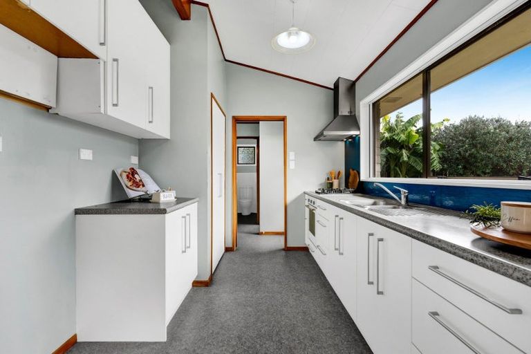 Photo of property in 48 Penrith Street, Westown, New Plymouth, 4310