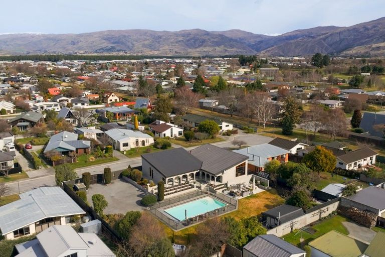 Photo of property in 6 Leitrum Street, Cromwell, 9310