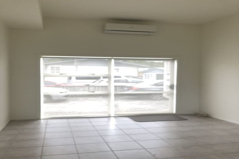 Photo of property in 164a Sunnynook Road, Sunnynook, Auckland, 0620