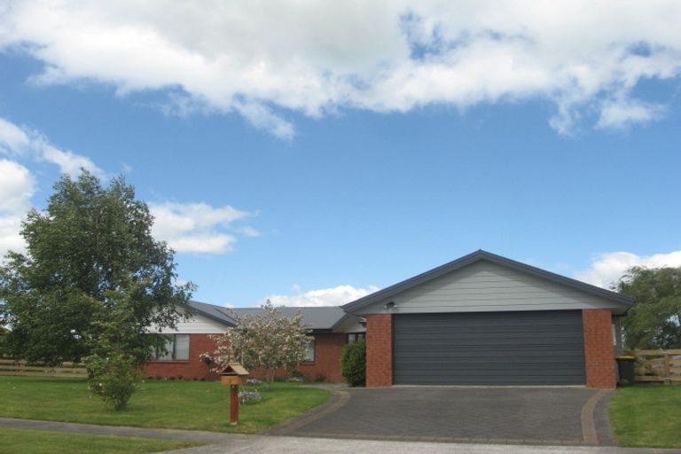 Photo of property in 3 De La Mare Drive, Leamington, Cambridge, 3432