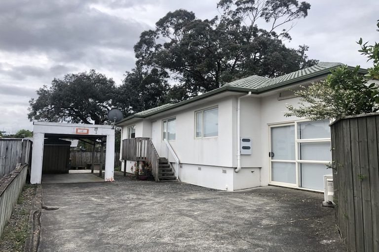 Photo of property in 164a Sunnynook Road, Sunnynook, Auckland, 0620