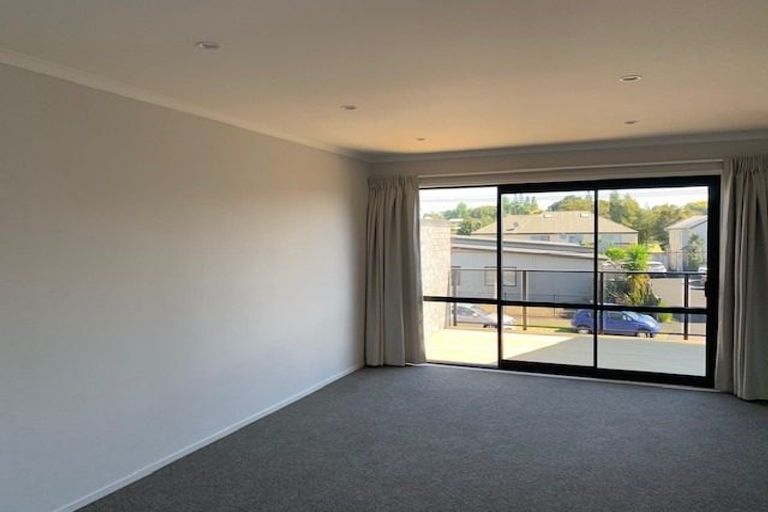 Photo of property in 2/88 Carrington Avenue, Silverdale, Hamilton, 3216