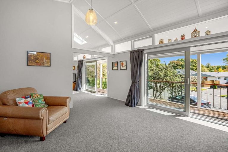 Photo of property in 19 Gunns Crescent, Cashmere, Christchurch, 8022