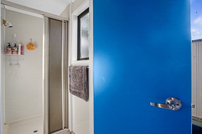 Photo of property in 1a Roretana Drive, Athenree, Waihi Beach, 3177