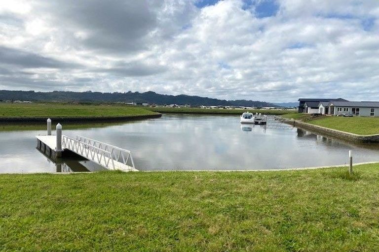 Photo of property in 253 Kupe Drive, Whitianga, 3510