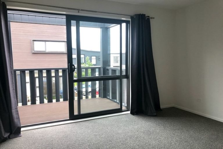 Photo of property in 41 Carder Court, Hobsonville, Auckland, 0618