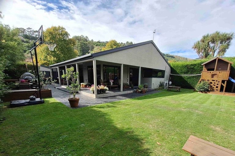 Photo of property in 44 Bowenvale Avenue, Cashmere, Christchurch, 8022