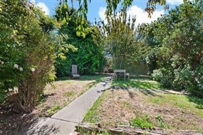 Photo of property in 131 Mays Road, St Albans, Christchurch, 8052