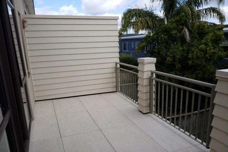 Photo of property in The Grange, 86/92 Bush Road, Albany, Auckland, 0632