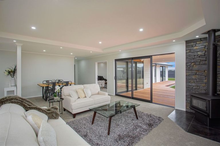 Photo of property in 4 Vaughan Drive, Rolleston, 7614