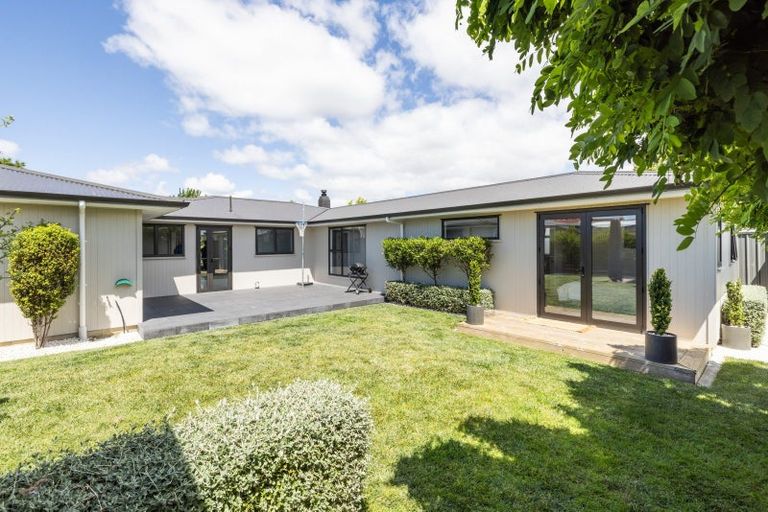 Photo of property in 114 Freyberg Avenue, Tamatea, Napier, 4112