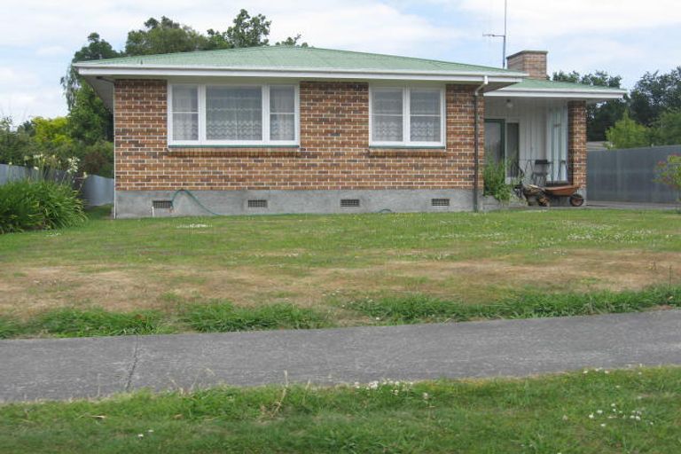 Photo of property in 122 Warwick Street, Feilding, 4702
