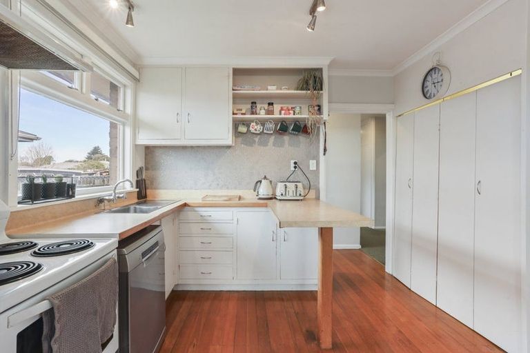 Photo of property in 129 Blackett Street, Rangiora, 7400