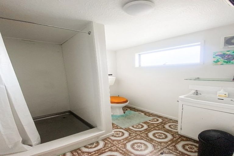 Photo of property in 3 Marriotts Road, North New Brighton, Christchurch, 8083