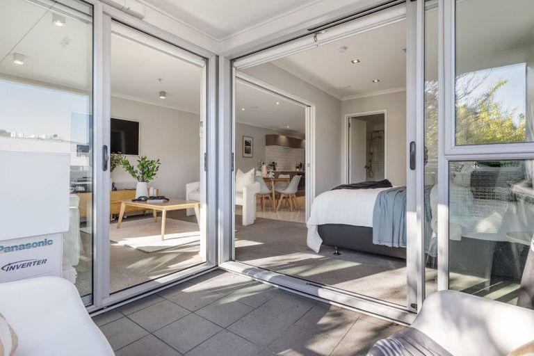 Photo of property in Mooring Apartments, 110/277 Maunganui Road, Mount Maunganui, 3116