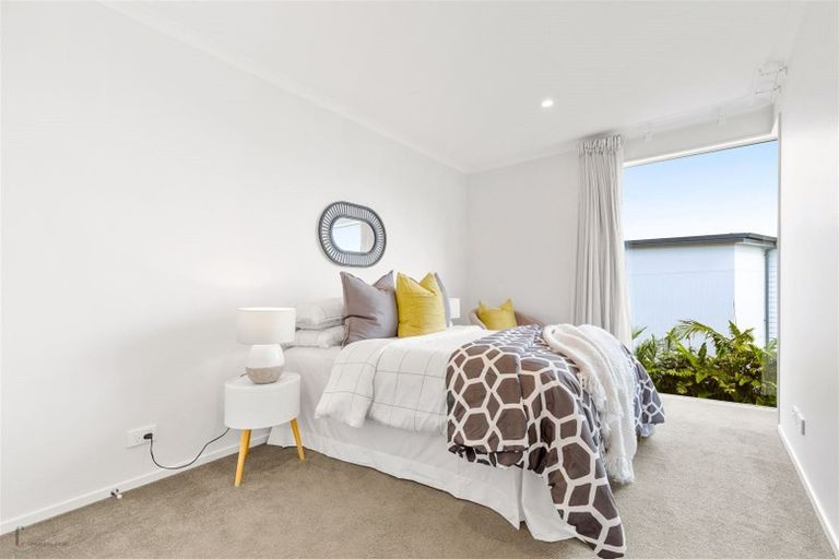 Photo of property in 9 Walter Merton Road, Hobsonville, Auckland, 0616