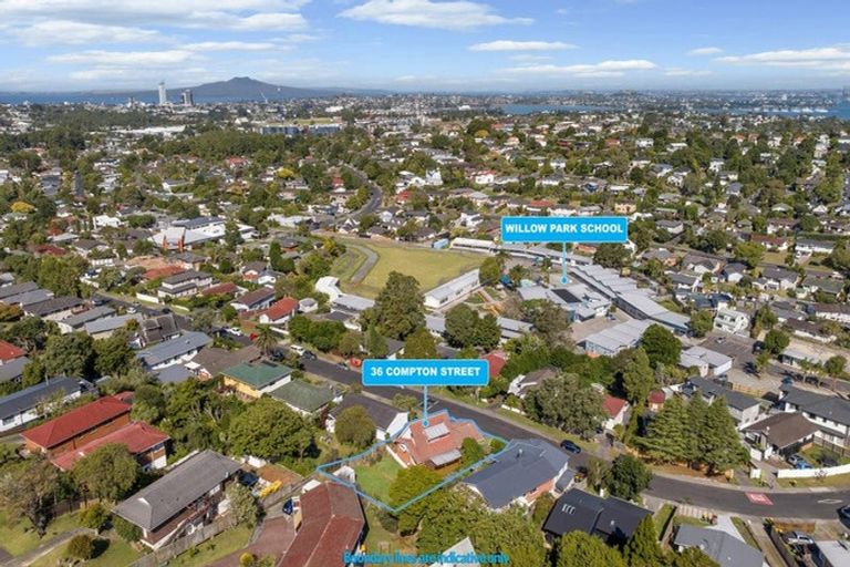 Photo of property in 36 Compton Street, Hillcrest, Auckland, 0627