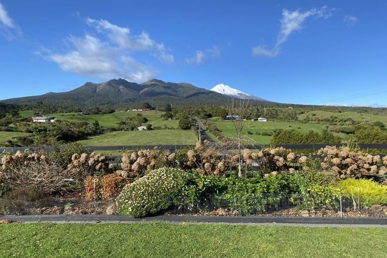 Photo of property in 663 Upper Pitone Road, Pitone, New Plymouth, 4374