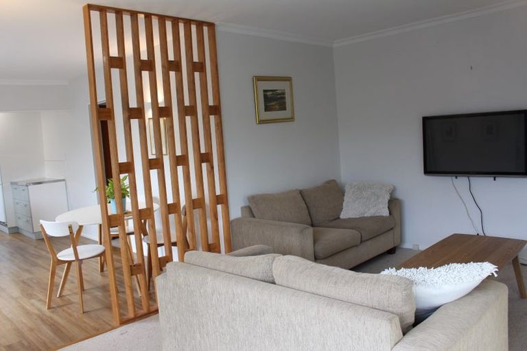 Photo of property in 28 Weka Road, Raumati Beach, Paraparaumu, 5032