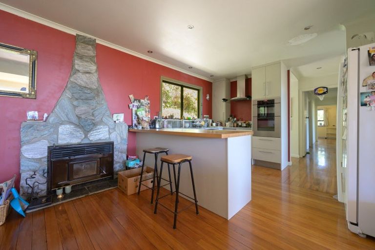 Photo of property in 12 Tui Glen Road, Atawhai, Nelson, 7010