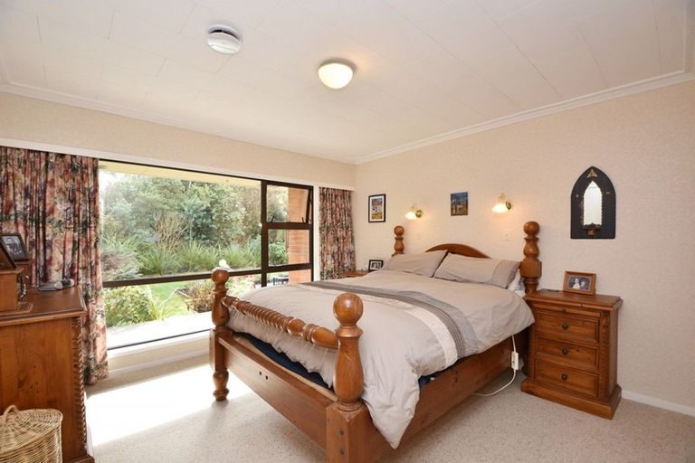 Photo of property in 44 Awarua Road, Otatara, Invercargill, 9879