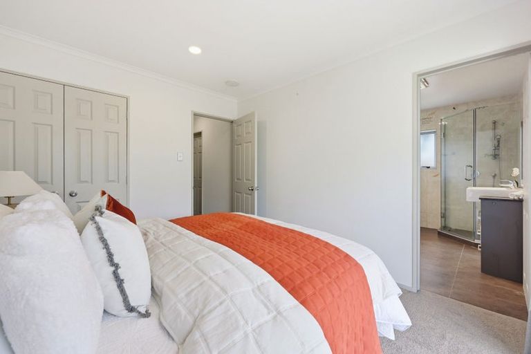 Photo of property in 27 Galsworthy Place, Bucklands Beach, Auckland, 2014