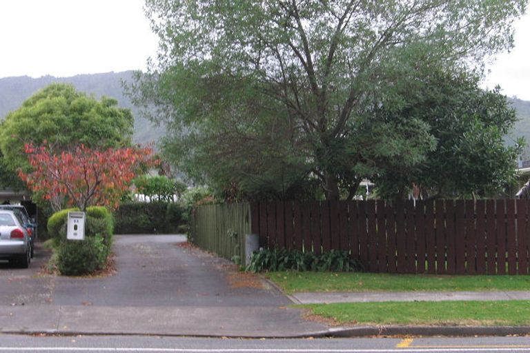 Photo of property in 51 Ngarara Road, Waikanae, 5036