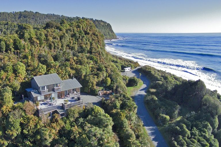 Photo of property in 109 The Strand, Okarito, Whataroa, 7886