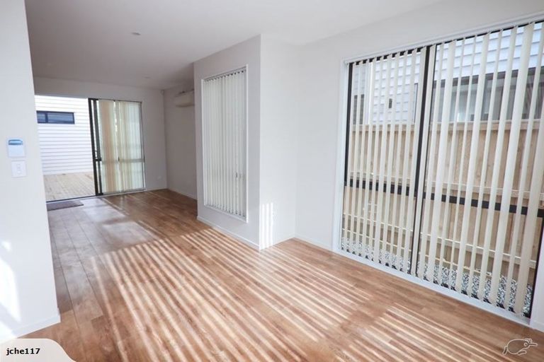 Photo of property in 23 Lockheed Street, Hobsonville, Auckland, 0618