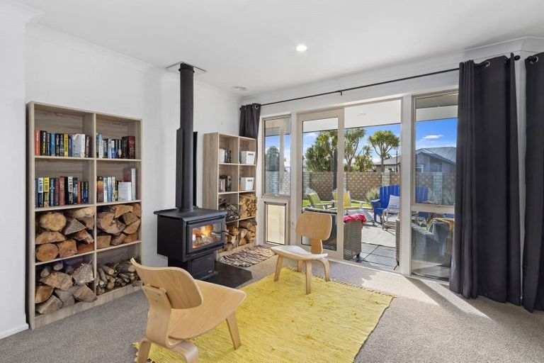 Photo of property in 2 Shearwater Drive, Woolston, Christchurch, 8023