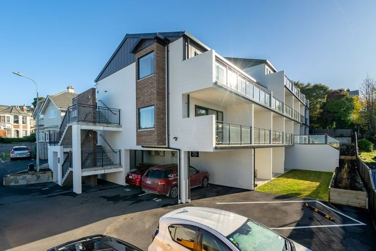 Photo of property in 15/23 London Street, Dunedin Central, Dunedin, 9016