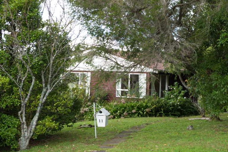 Photo of property in 11 Reydon Place, Cockle Bay, Auckland, 2014