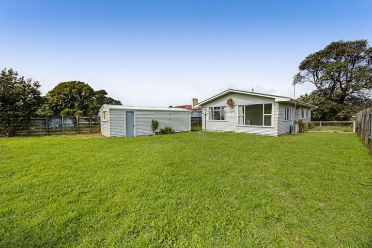 Photo of property in 40 Marama Crescent, Spotswood, New Plymouth, 4310