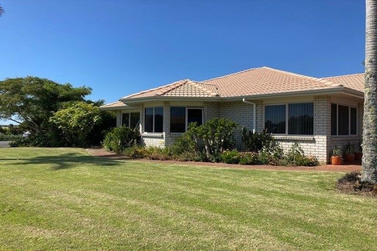 Photo of property in 1 Athenree Heights, Athenree, Katikati, 3177