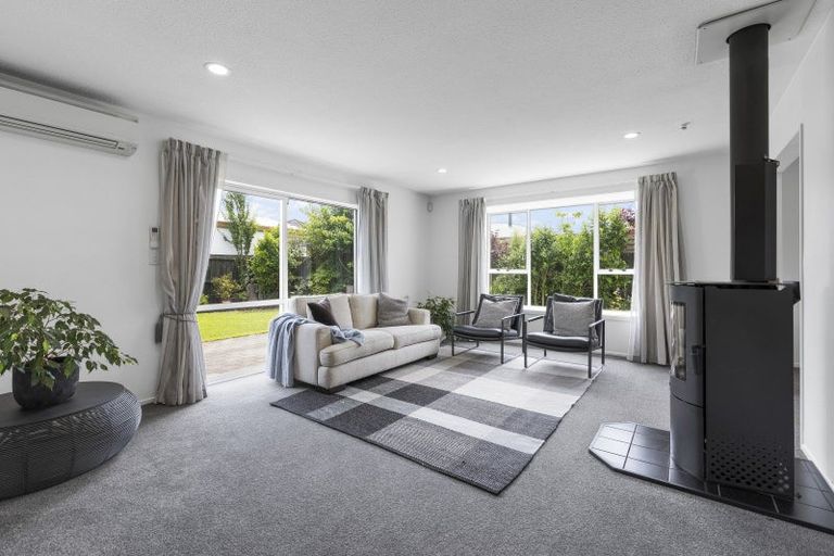 Photo of property in 19a Koromiko Street, Saint Martins, Christchurch, 8022
