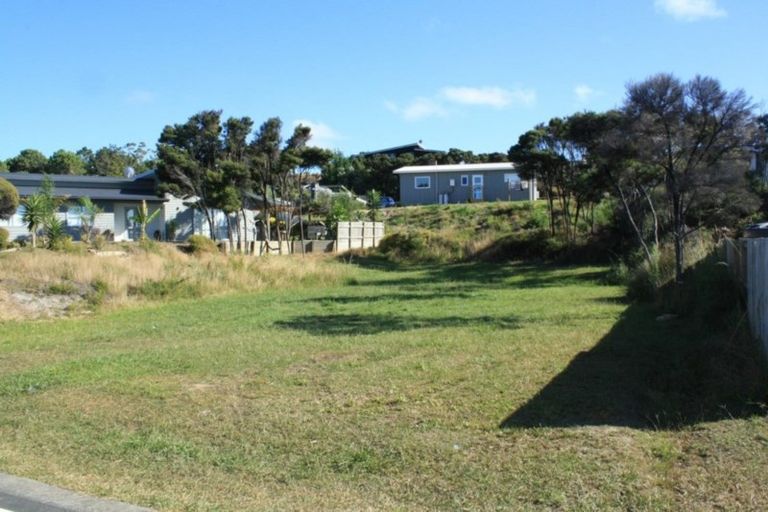 Photo of property in 13 Seabreeze Road, Mangawhai Heads, Mangawhai, 0505