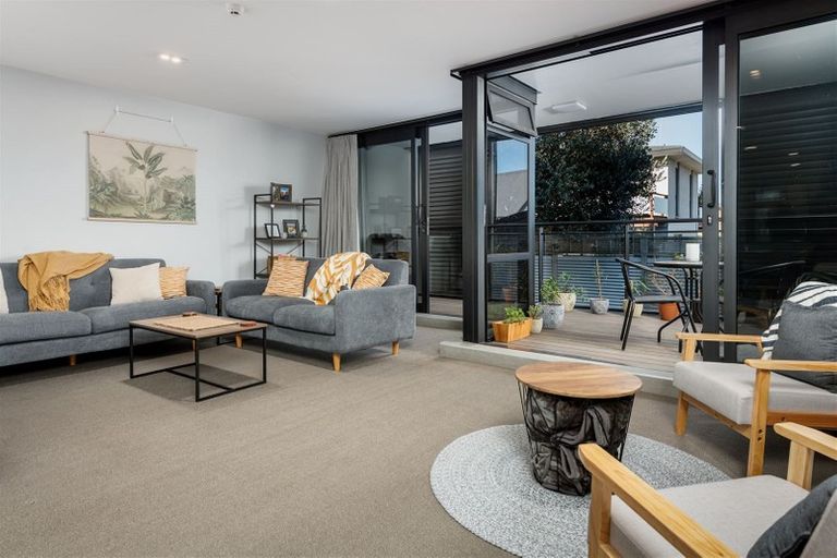 Photo of property in 2-06/424 Maunganui Road, Mount Maunganui, 3116