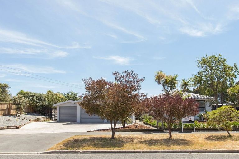 Photo of property in 2 Sinclair Street, New Brighton, Christchurch, 8083