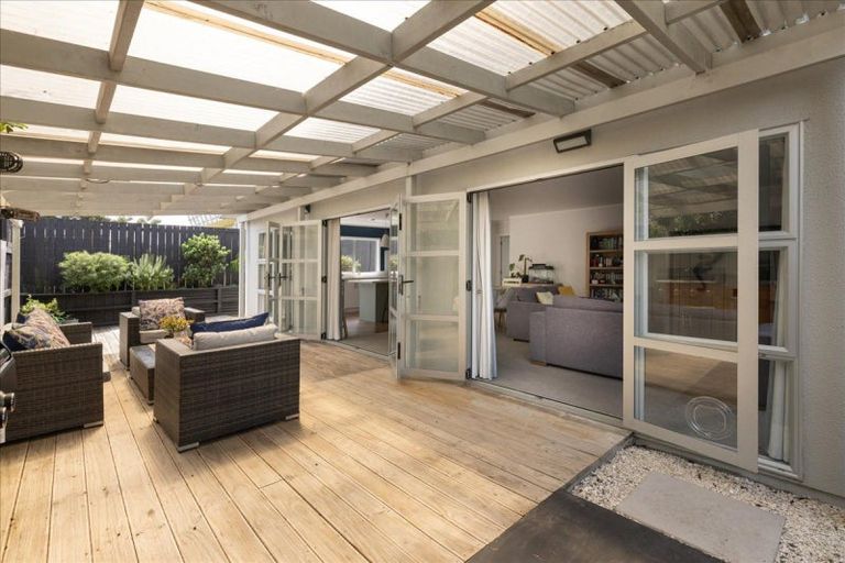 Photo of property in 11 Nautilus Drive, Papamoa Beach, Papamoa, 3118