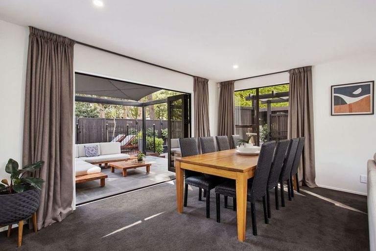 Photo of property in 2 Rembrandt Place, Burnside, Christchurch, 8053
