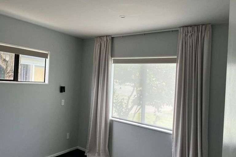 Photo of property in 5a Hetley Crescent, Taradale, Napier, 4112